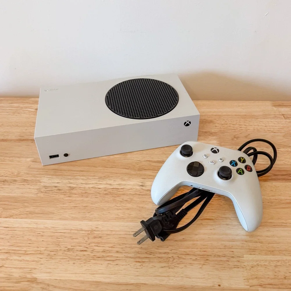 Microsoft Xbox Series S 500GB Video Game Console Robot White with Controller